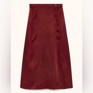 Aritzia Wilfred Satin Skirt